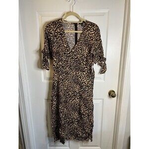Jessica Simpson Leopard Print V- Neck Dress Size Medium NWT